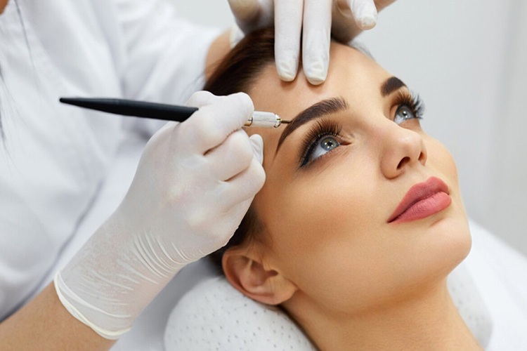 Beylikdüzü Kalıcı Makyaj