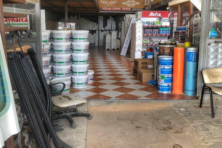 Kaynarca Karbonlu Köpük Yapıştırıcı