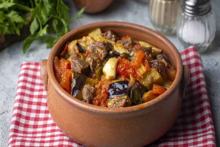 Selçuk Güveç Siparişi