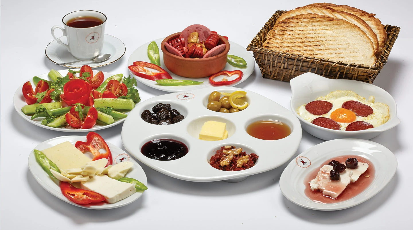 Akçay Kahvaltı Salonu Hakkında Merak Edilenler