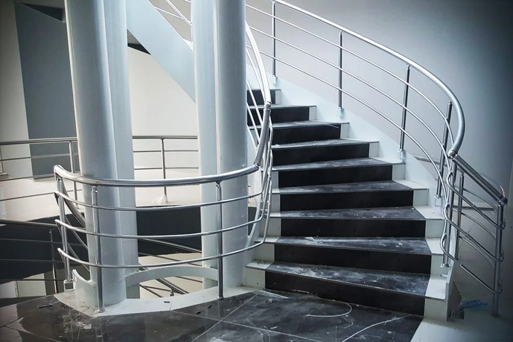 İzmir Küpeşte Korkuluk İmalatı Hakkında Merak Edilenler