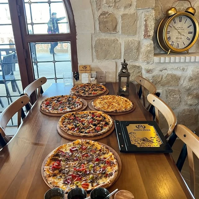 Midin Pizza